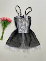 Load image into Gallery viewer, Lingerie-Bust 28