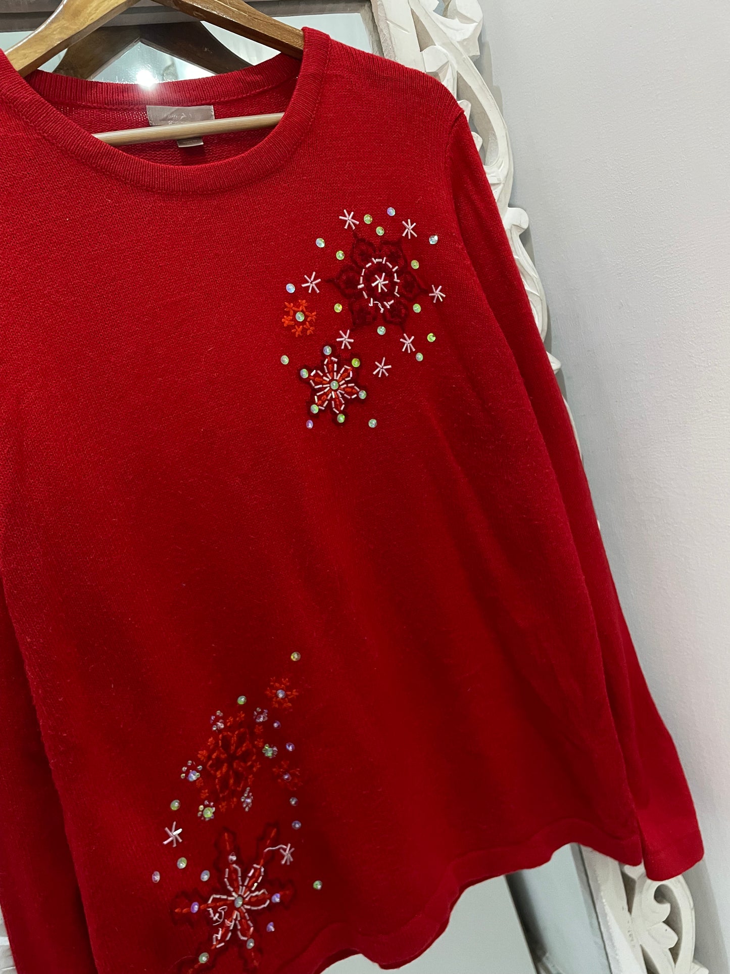 Embroidered Vintage Sweater-Bust 44