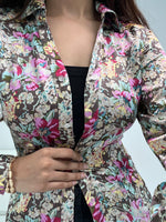 Load image into Gallery viewer, Shirt-Bust 34