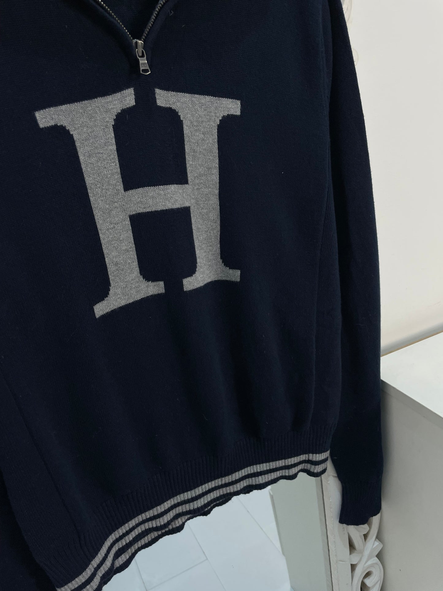 Tommy Hilfiger Vintage Sweater - Chest 44