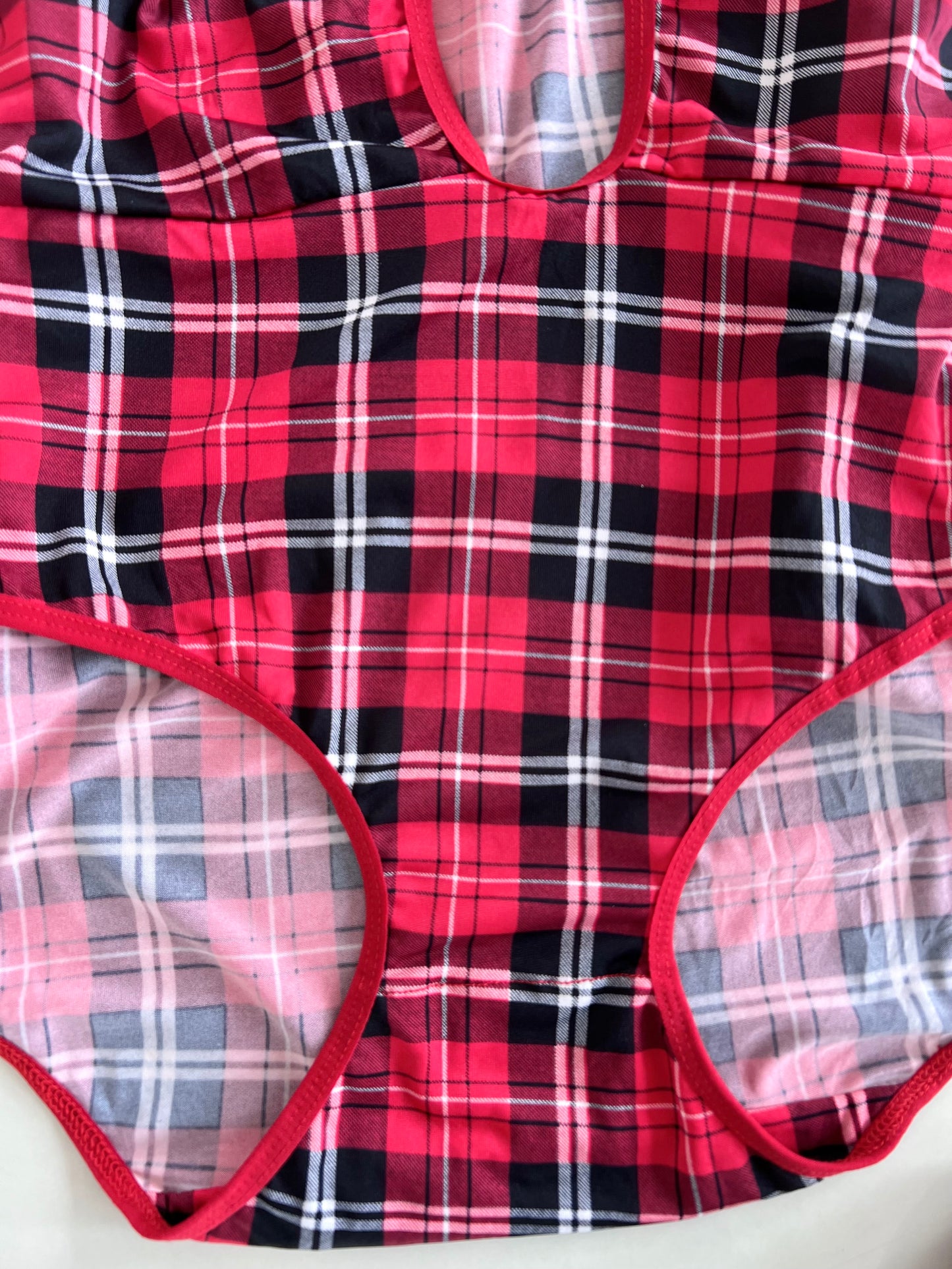 Lingerie-Bust 52 to 54