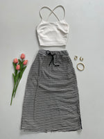 Load image into Gallery viewer, Striped Skirt - Waist 34 to 36