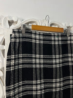 Load image into Gallery viewer, Talbots Tweed Skirt-Waist 30