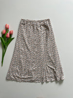 Load image into Gallery viewer, PRINTED SKIRT - WAIST 34 to 38