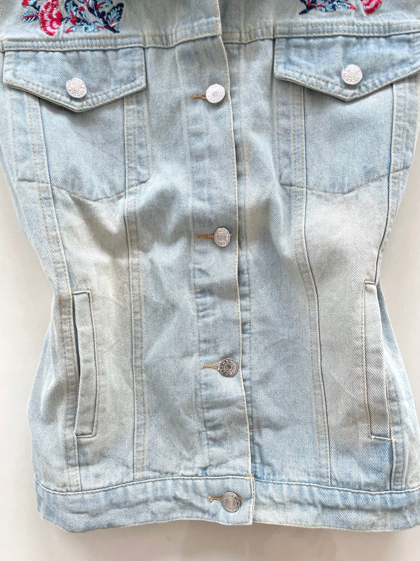 Denim Vest-Chest 40