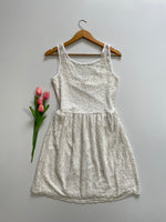 Load image into Gallery viewer, WHITE LACE DRESS - BUST 34
