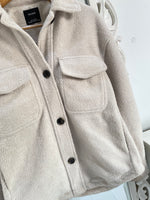 Load image into Gallery viewer, Bershka Super Thick Shacket-Chest 40