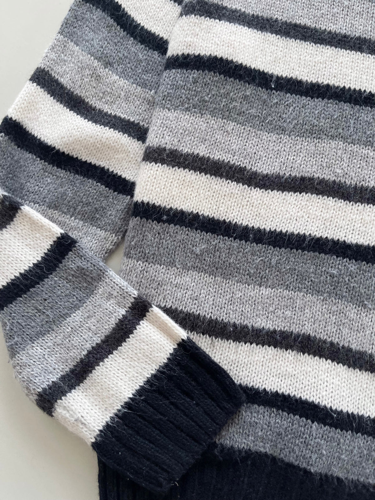 Vulcaniko Chunky Pinterest Sweater-Bust 34