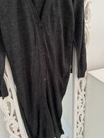 Load image into Gallery viewer, Shrug- Bust 34