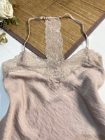 Load image into Gallery viewer, Hunkmöller Lace Top-Bust 34