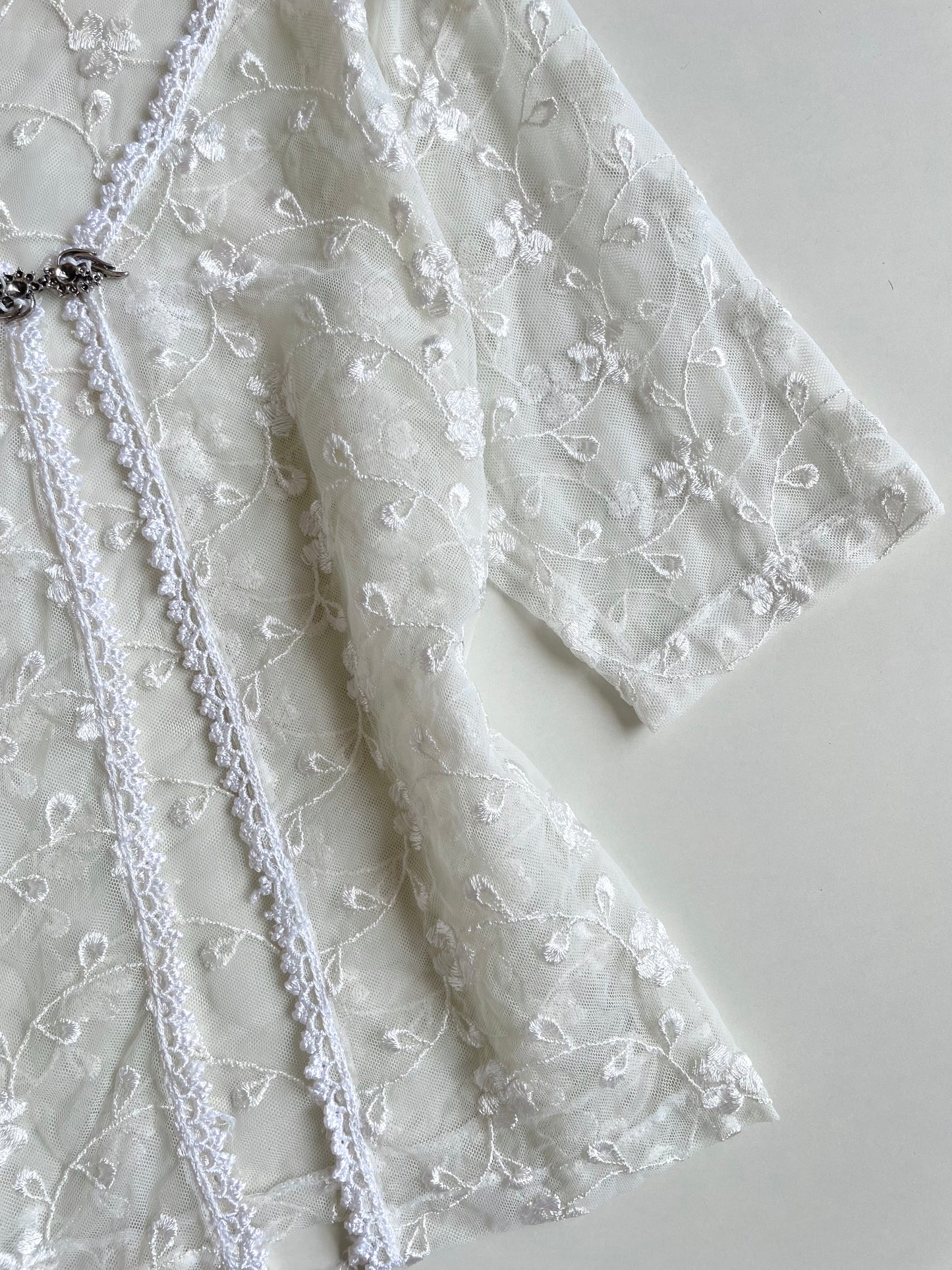 Embroidered Sheer Vintage Shrug-Bust 34