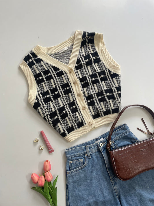 ILODILO SWEATER VEST -BUST 40 TO 44