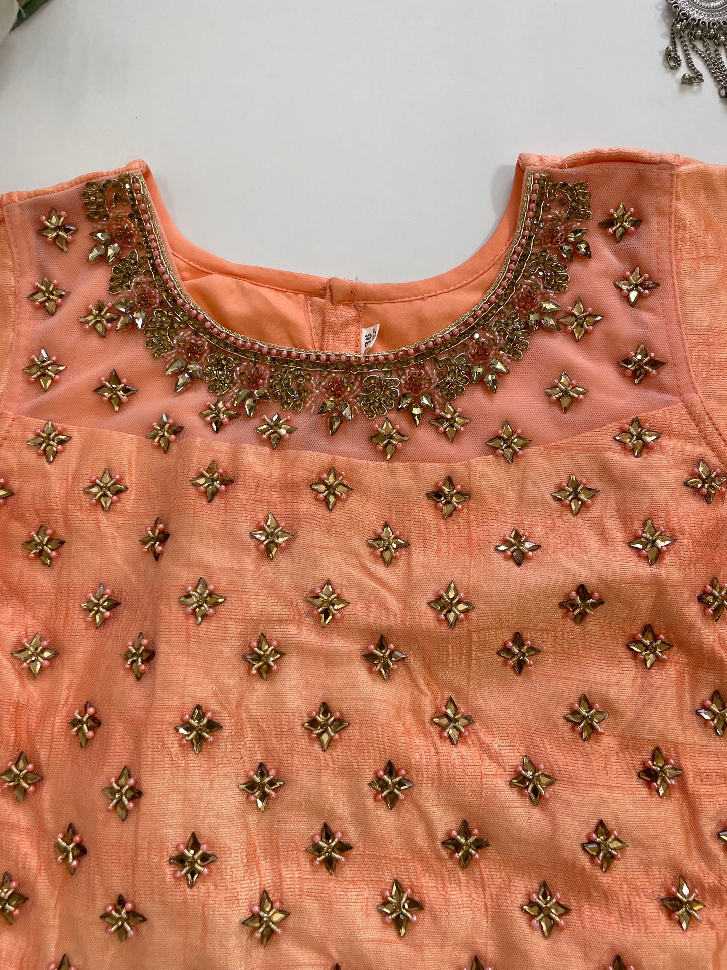 Desi Top-Bust 30