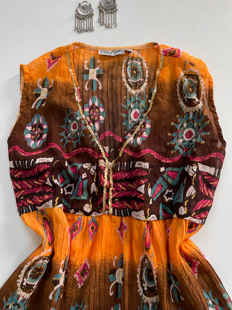 Erica Brook Kurti-Bust 54