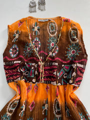 Erica Brook Kurti-Bust 54