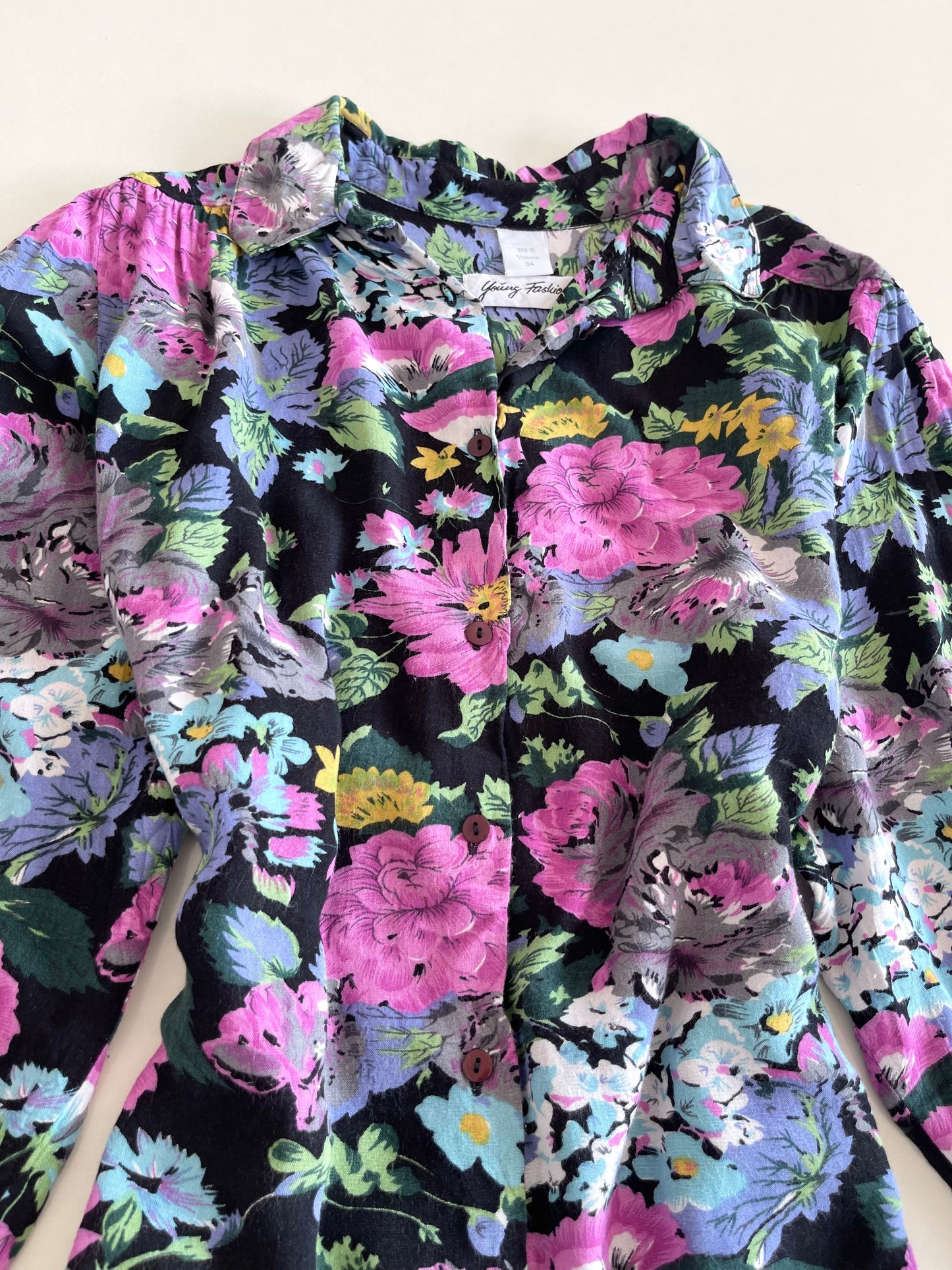 Young Fashion Shirt-Bust 48