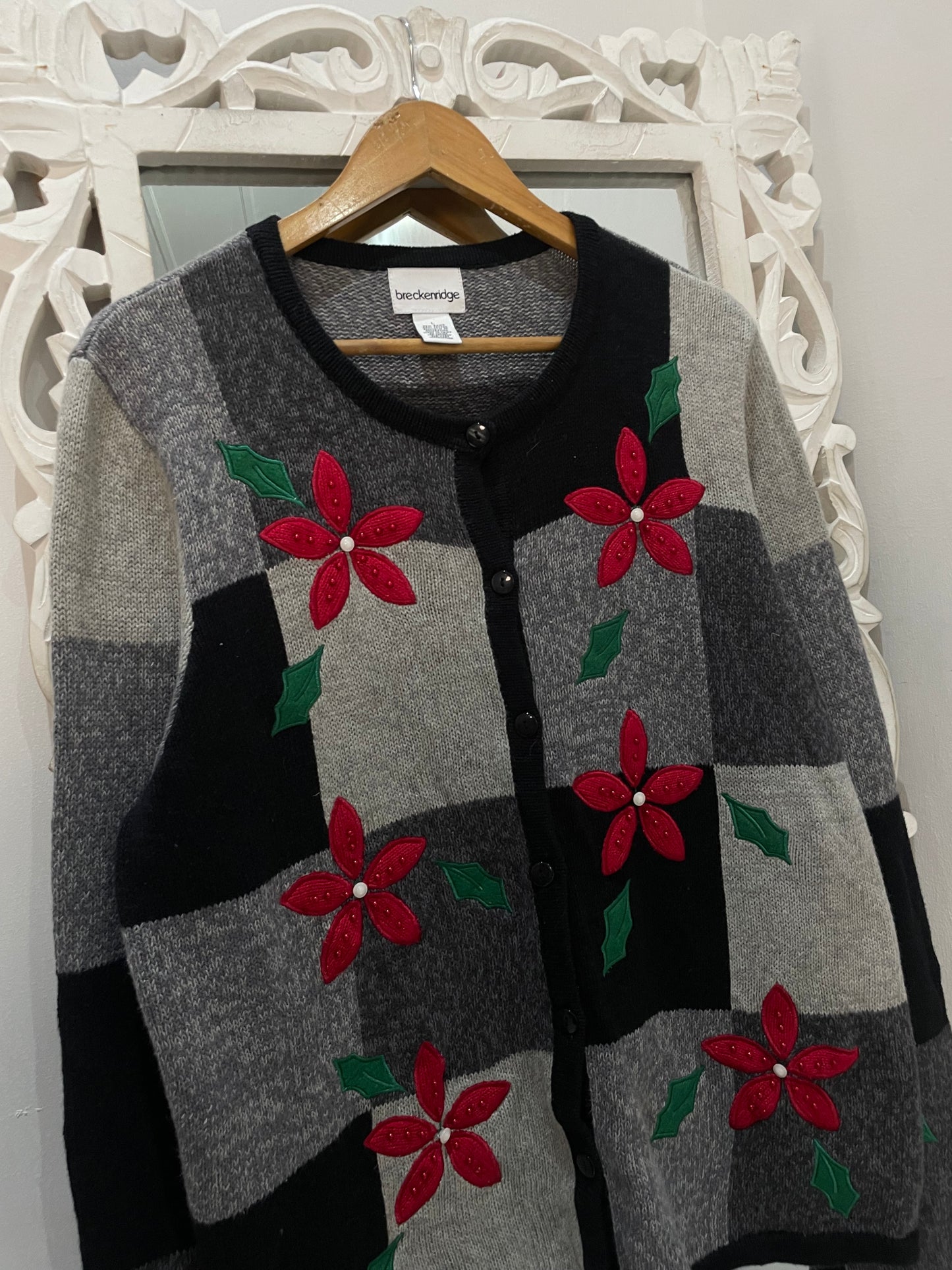 Breckenridge Embroidered Vintage Sweater-Bust 44