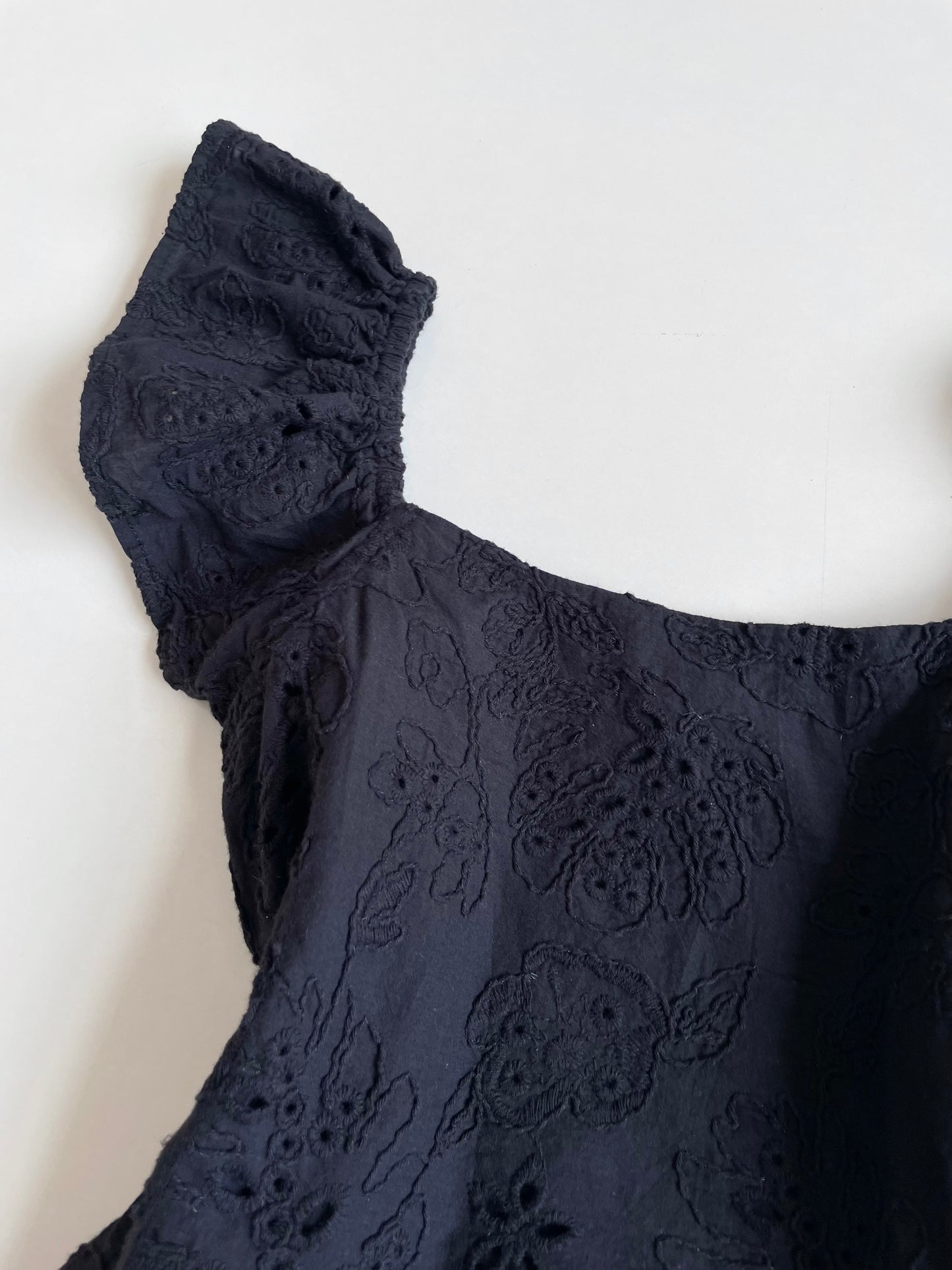 Sofia Eyelet Vintage Top-Bust 30 to 32