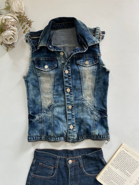 Denim Vest-Bust 32