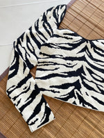 Load image into Gallery viewer, Self Portrait Winter Top-Bust 34