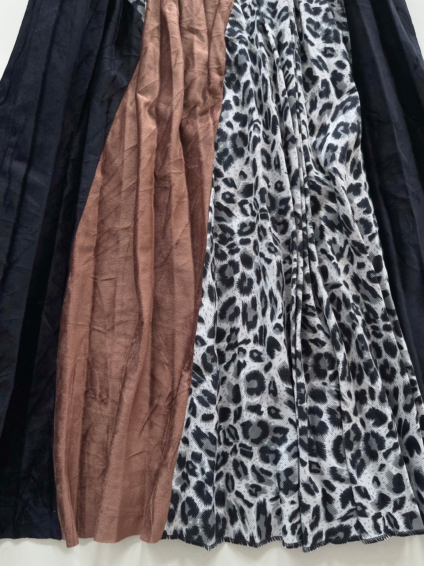 Vintage Skirt-Waist  28 to 34