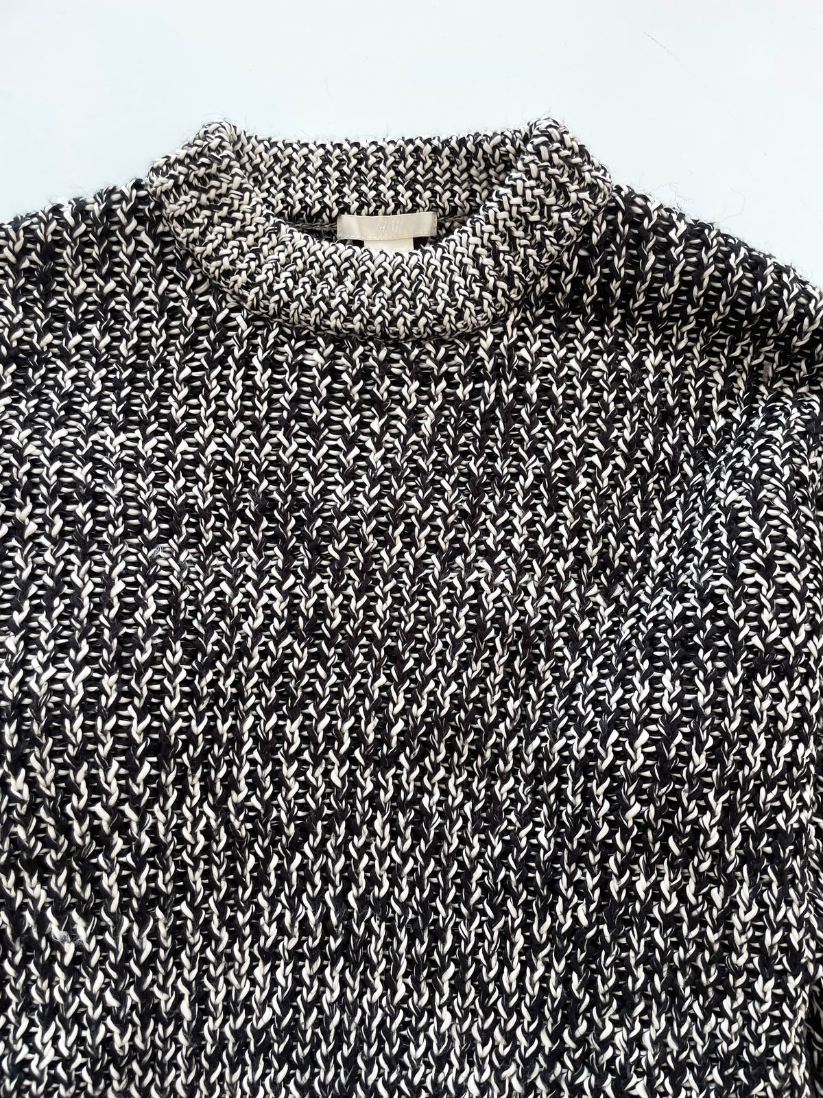 H&m Solid Soft Sweater-Bust 44