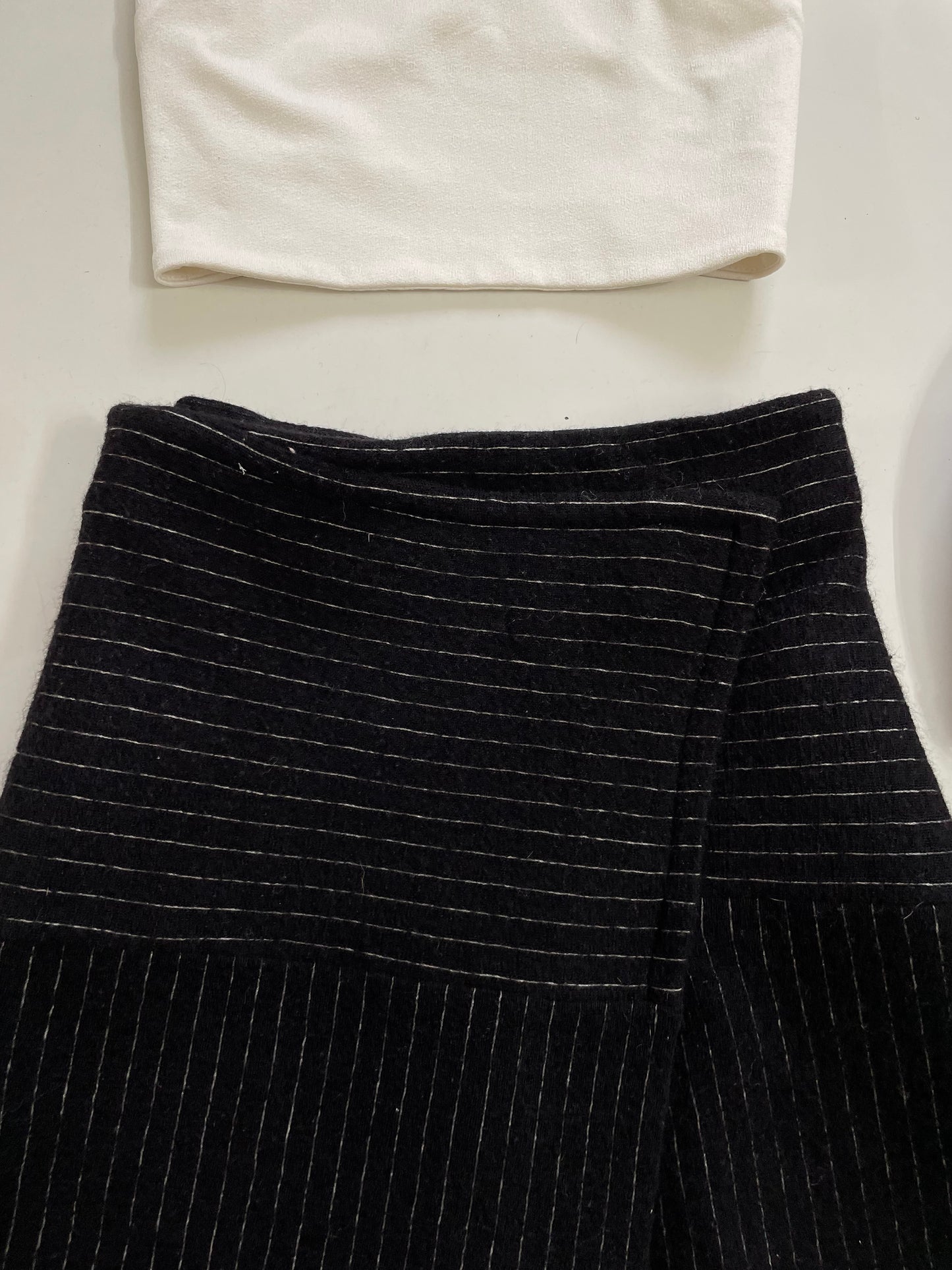 Alice + Olivia Winter Skirt-waist 28