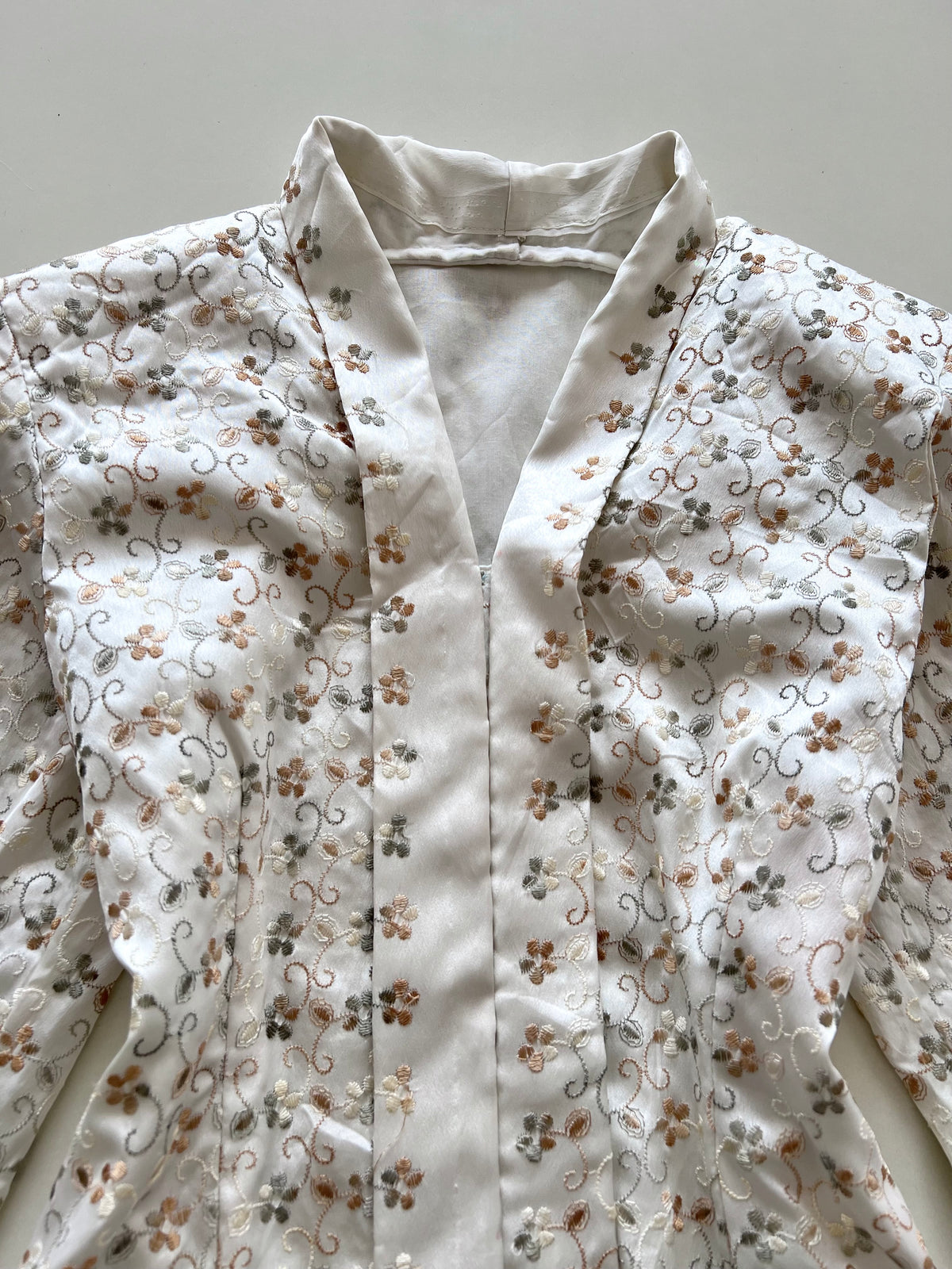 Vintage Embroidered Top-Bust 34