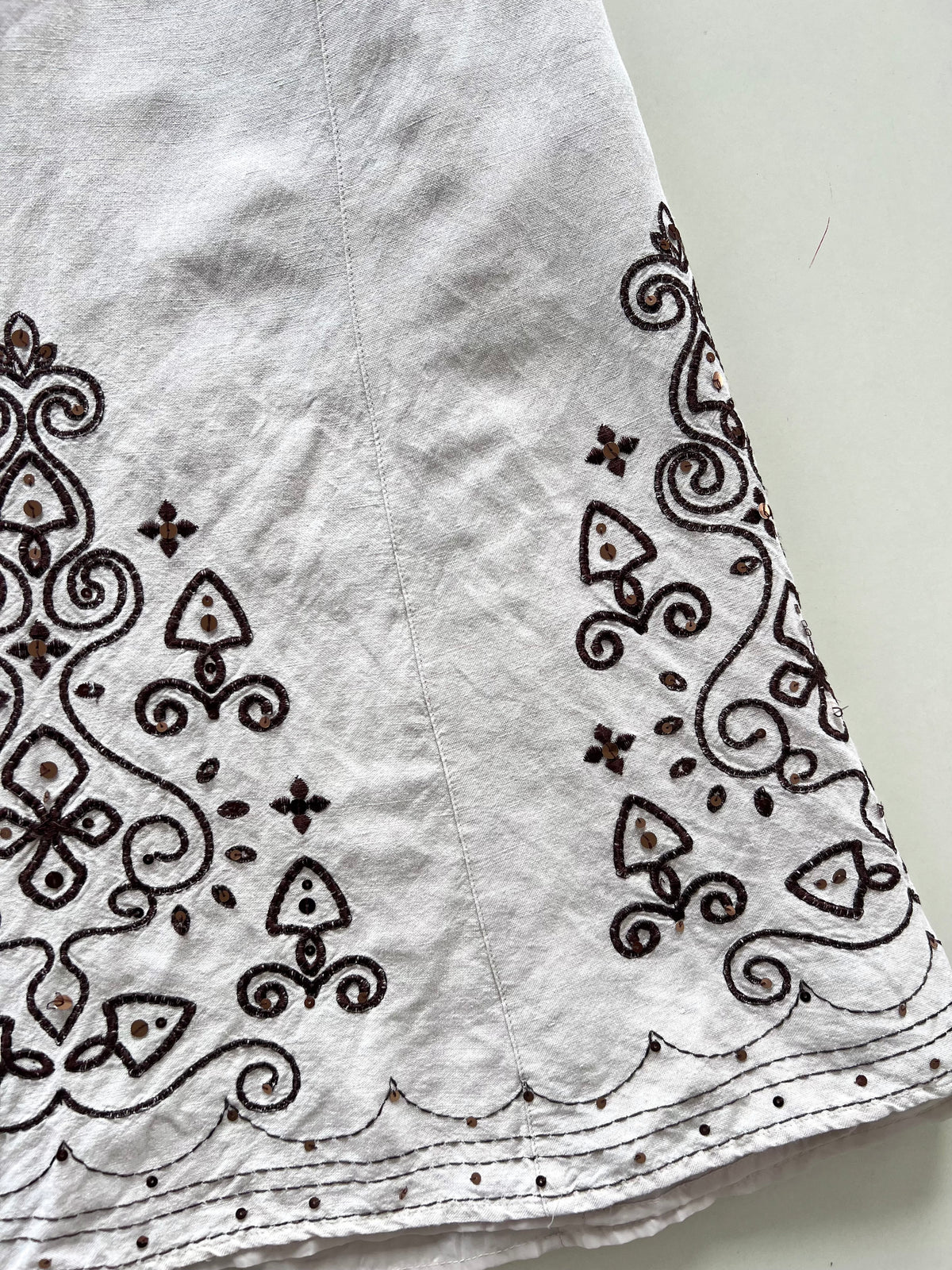Dressbarn Embroidered Skirt-Waist 44