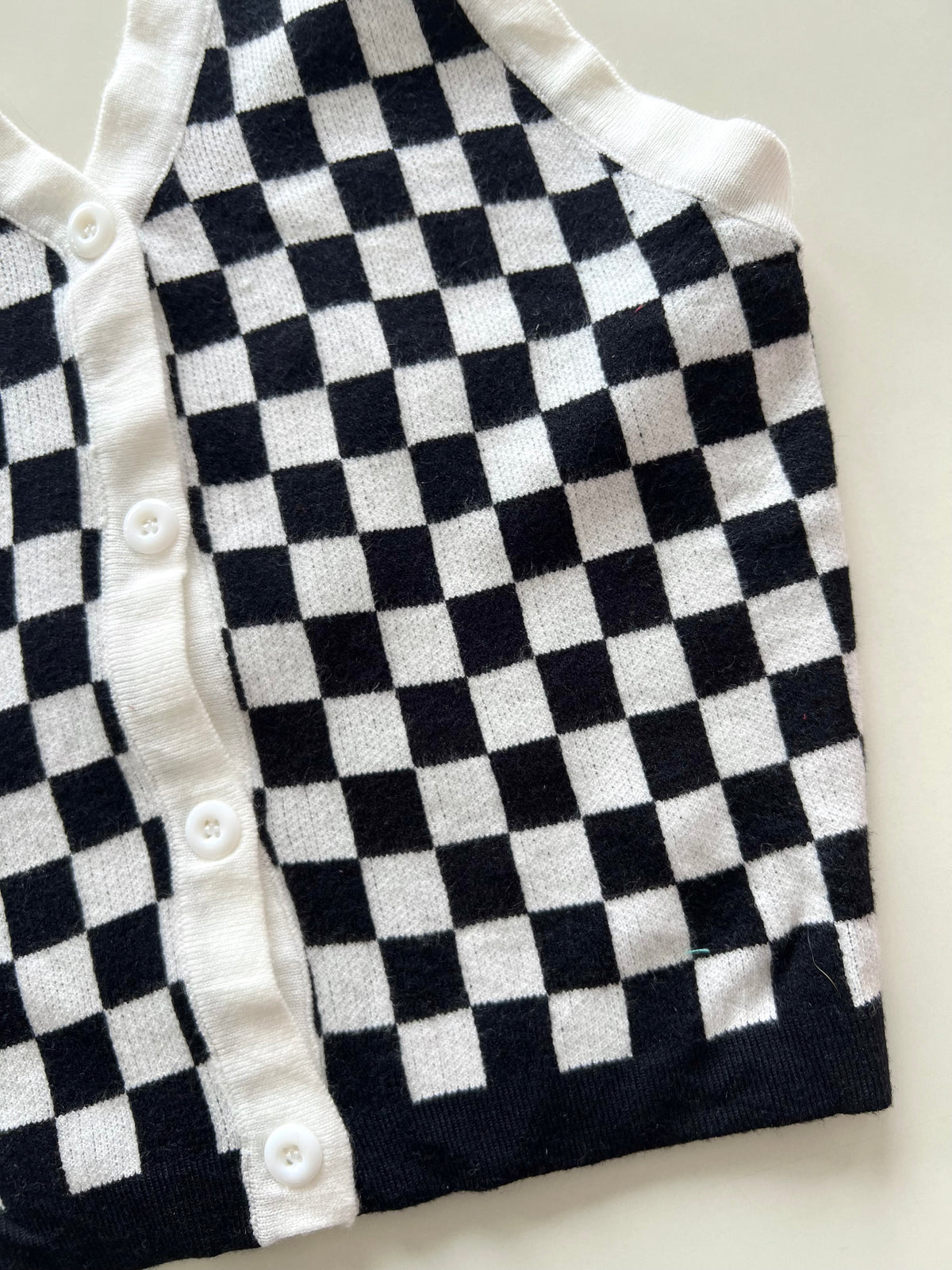 Checkered Top-Bust 34