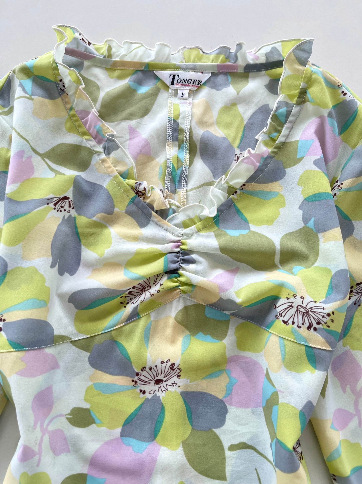 Tonger Pastel Sheer Vintage Top-Bust 38