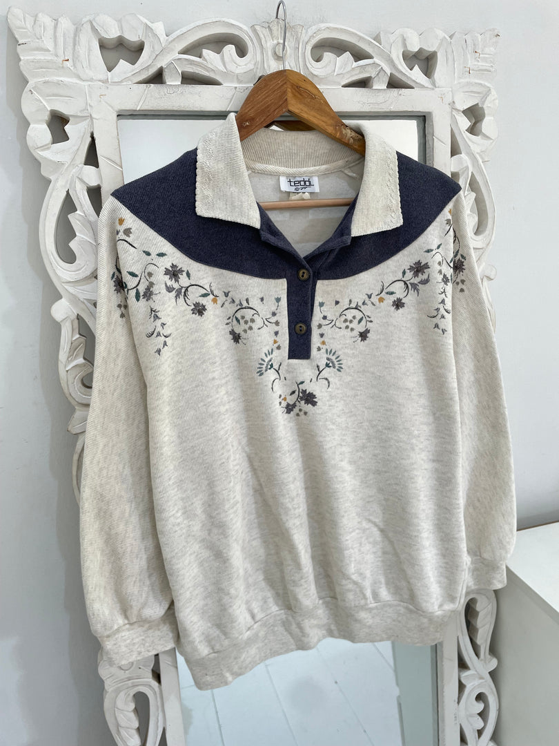 Embroidered Sweater-Bust 44