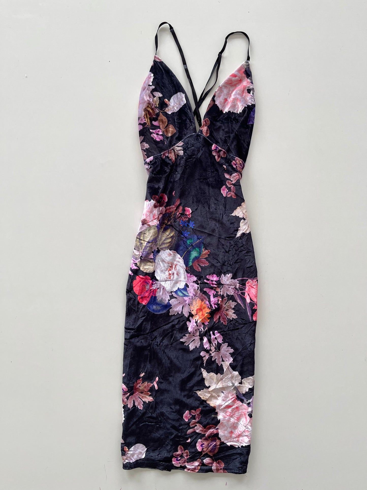 Boohoo Velvet Dress-Bust 30 to 32