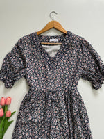 Load image into Gallery viewer, YOM KOREAN FLORAL DRESS - BUST 38
