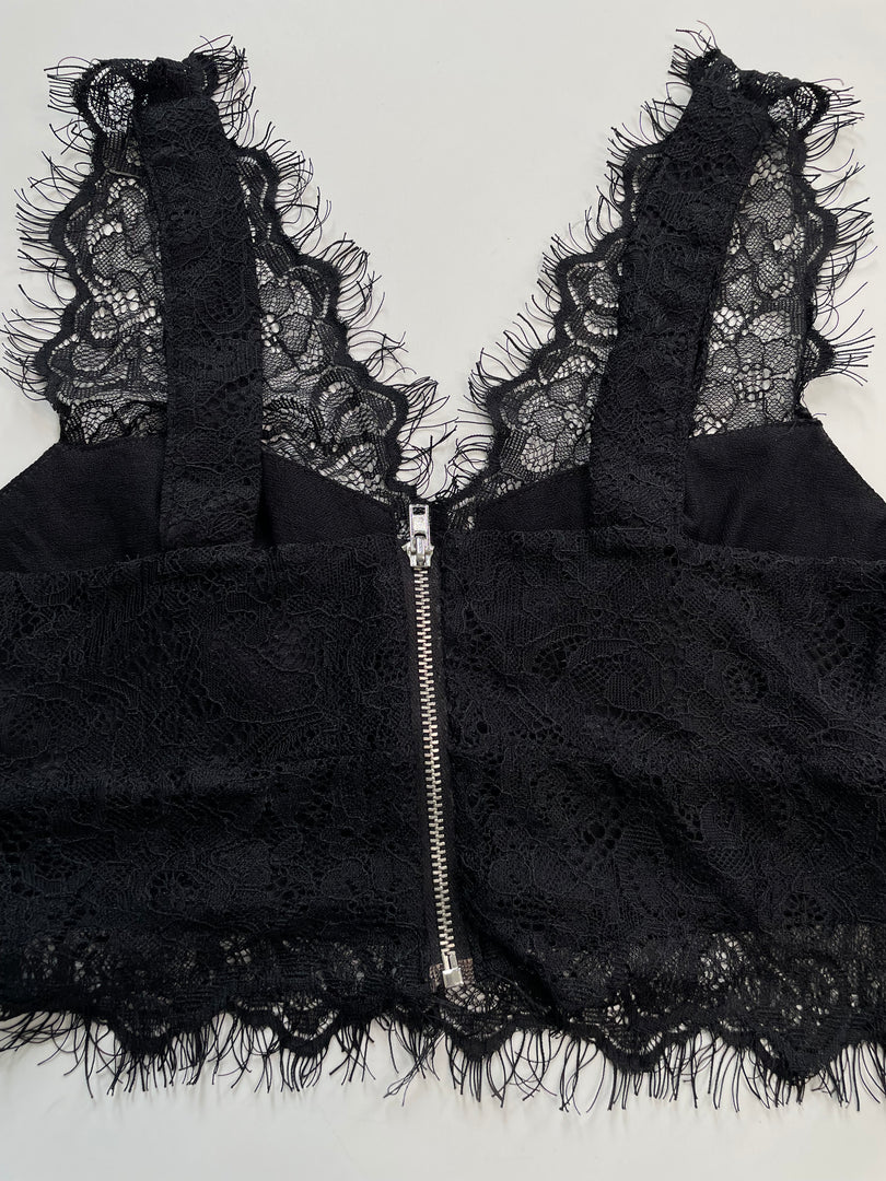 TopShop lacy Top-Bust 28