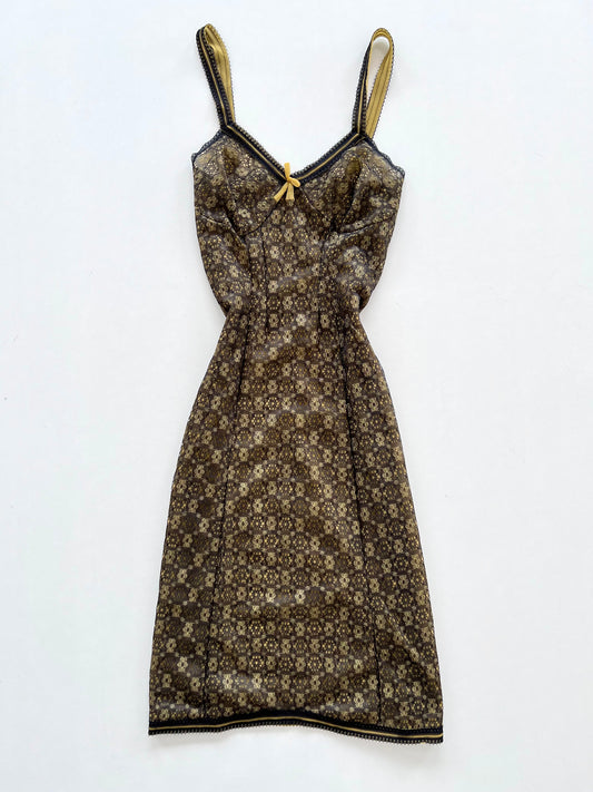 Lacy Lounge Dress-Bust 36