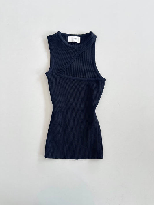 Dissh Top-Bust 24 to 26