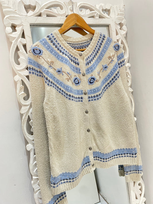 Embroidered Vintage Sweater-Bust 42