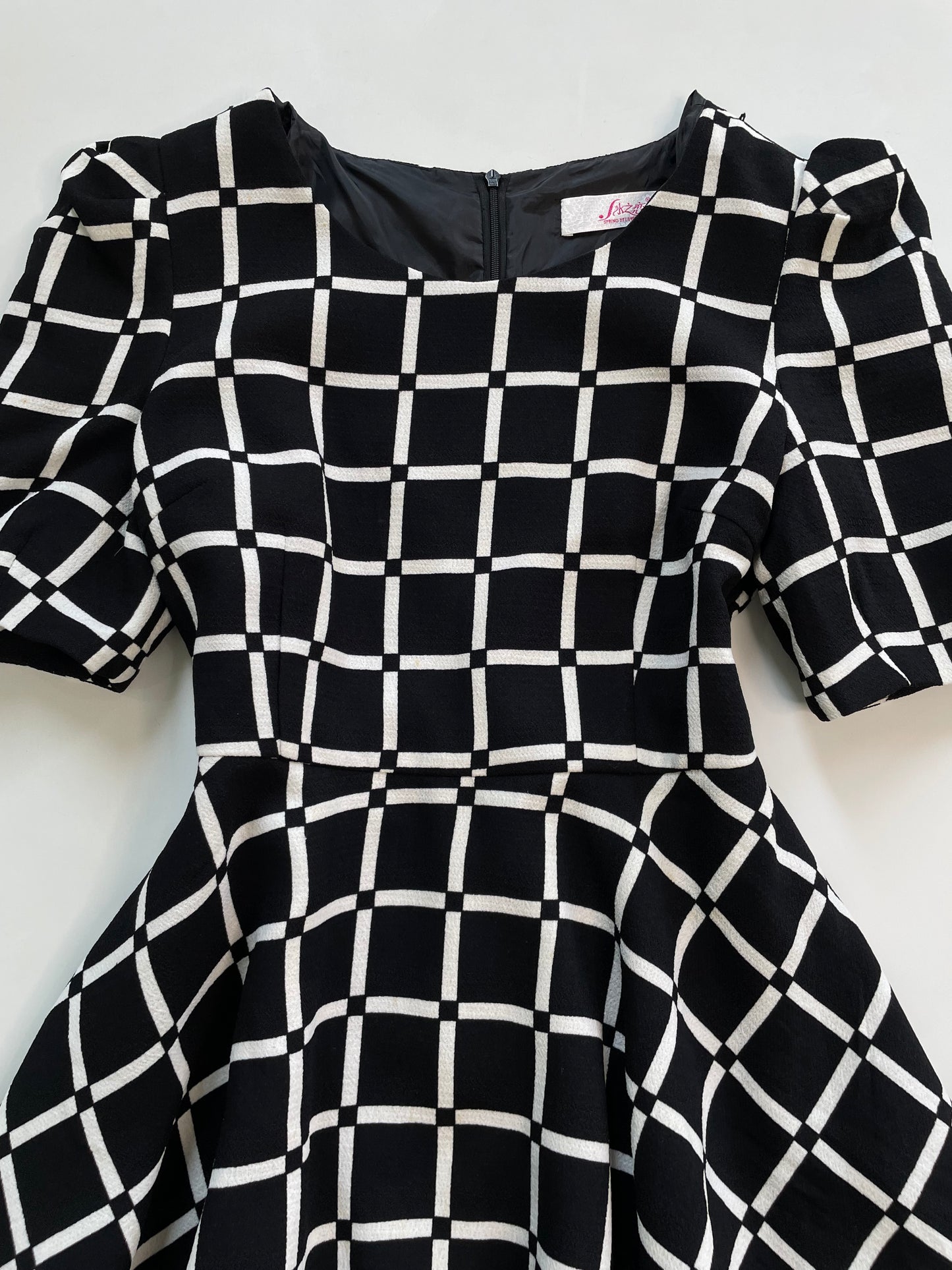 Dress-Bust 34