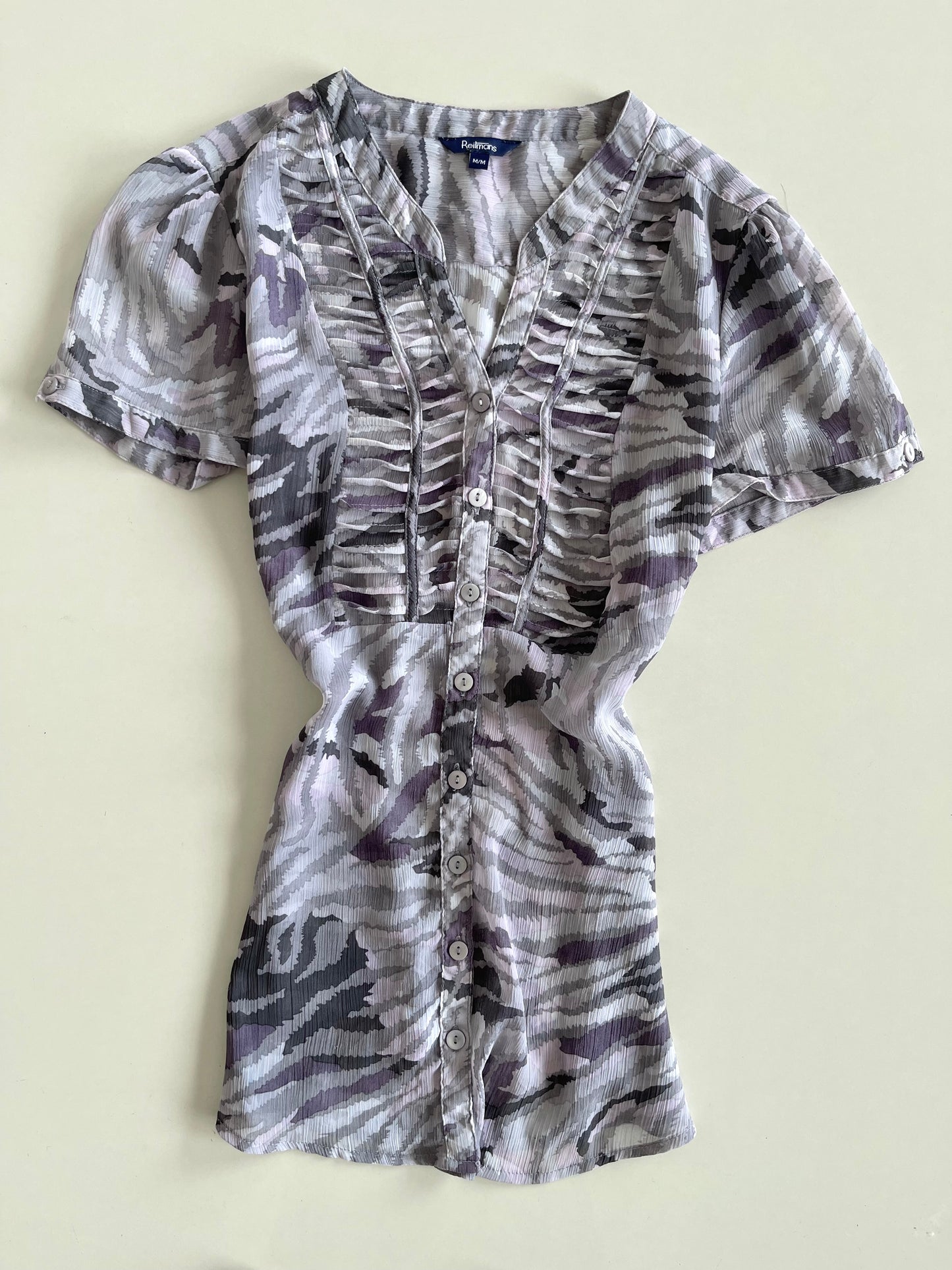 Reitmans Sheer Vintage Shirt-Bust 38