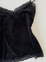 Load image into Gallery viewer, Hunkemoller Velvet Top-Bust 36