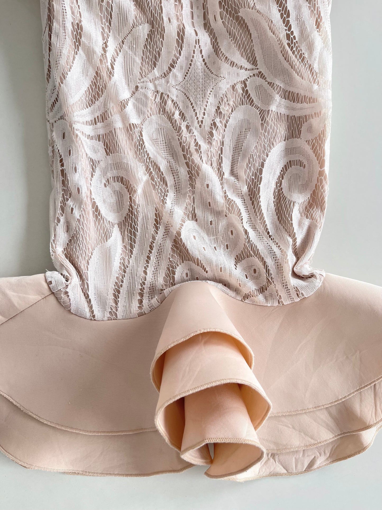 Pretty Little Thing Dress-Bust 34