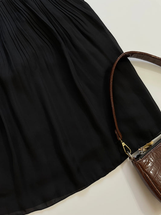 Black Pleated Skirt-Waist 26