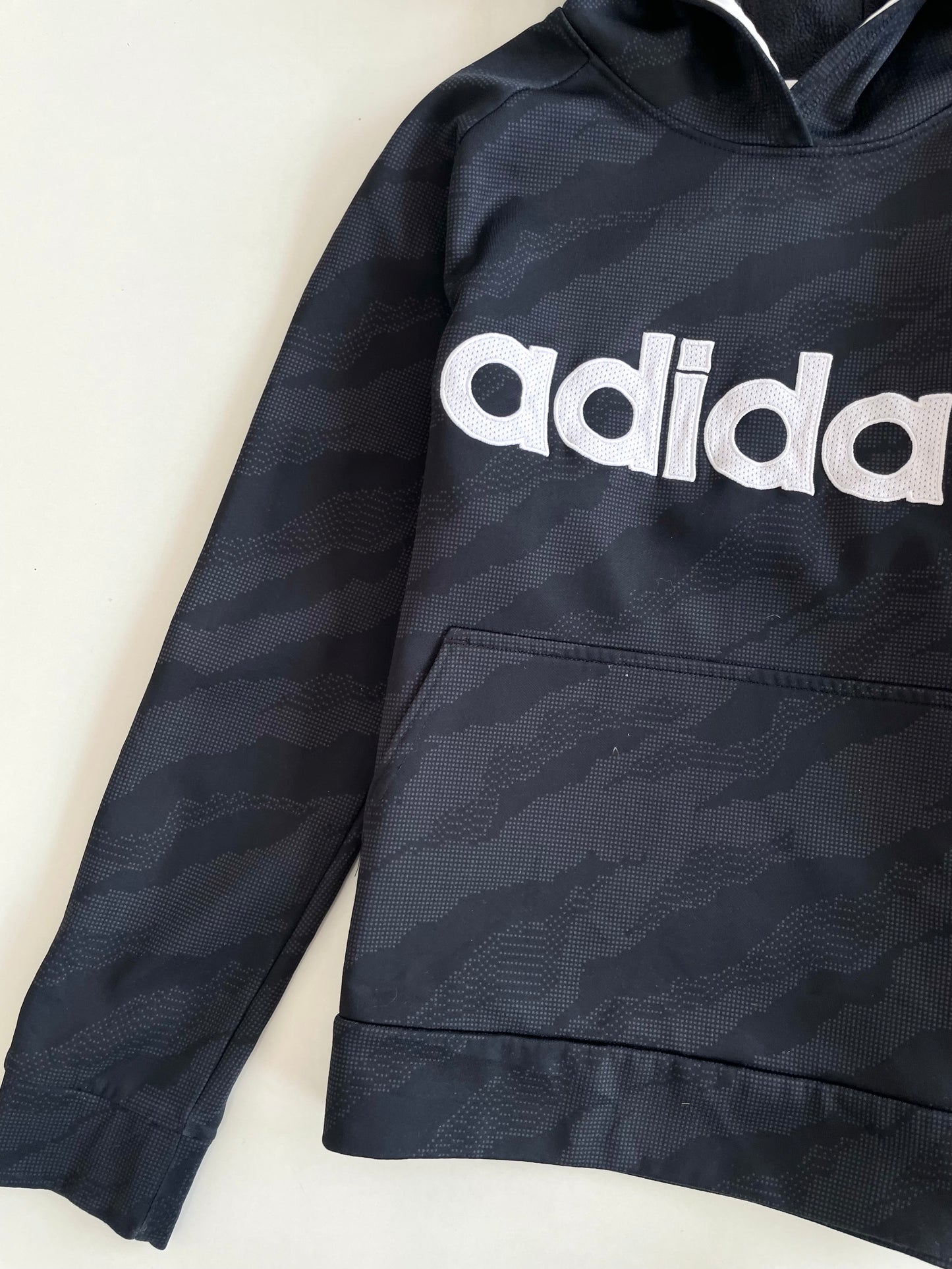 Adidas Vintage Sweater-Bust 34 to 36