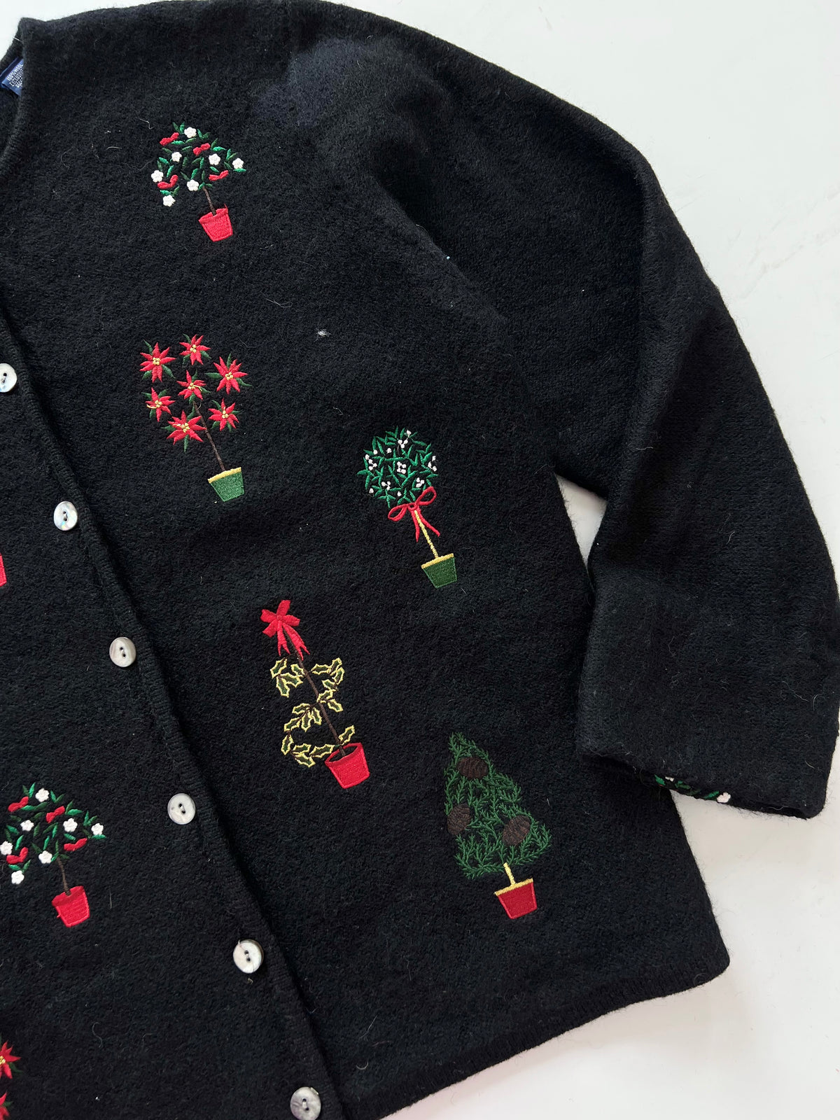 Karen Scott Embroidered Christmas Cardigan Sweater-Bust 46