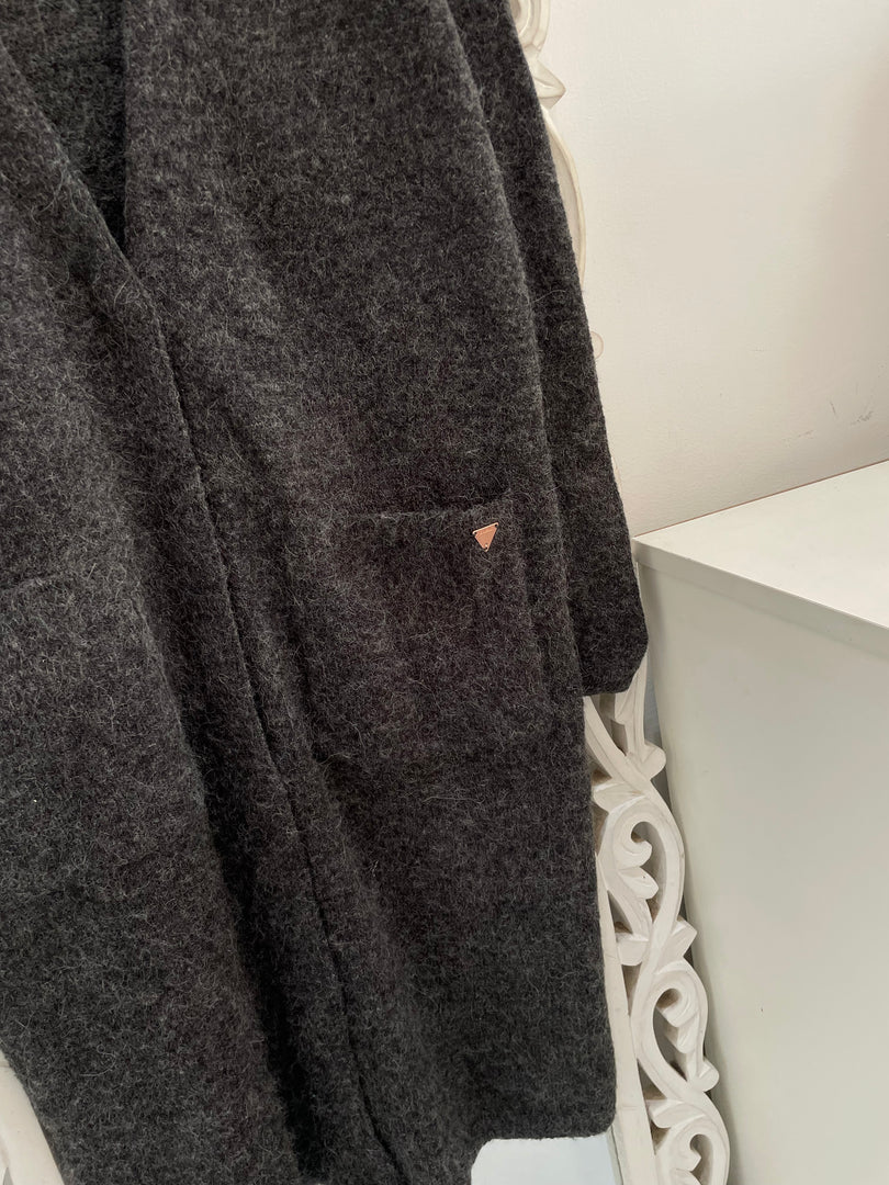 Guess Vintage Shrug- Bust 42