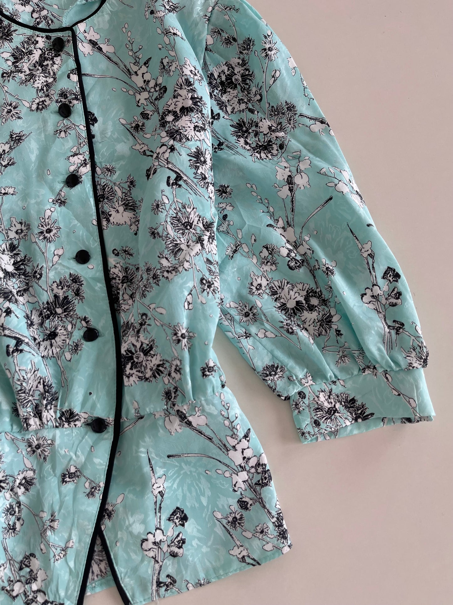 Vintage Top-Bust 40