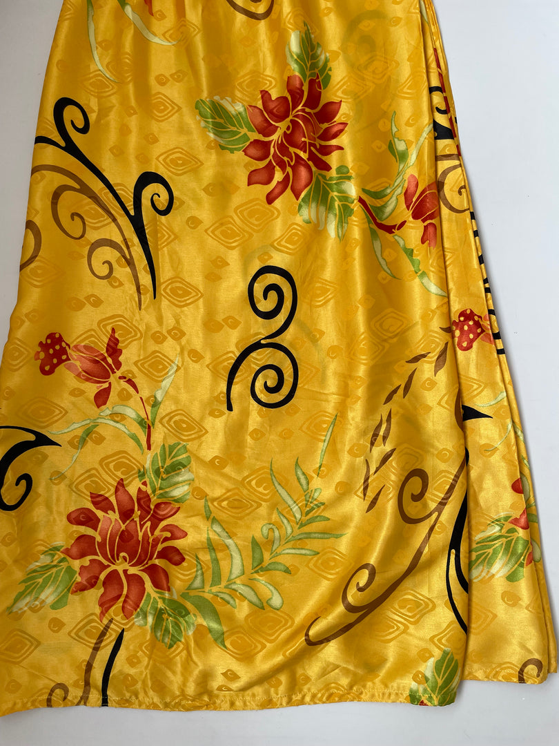 Vintage Long Skirt-Waist 24 to 28