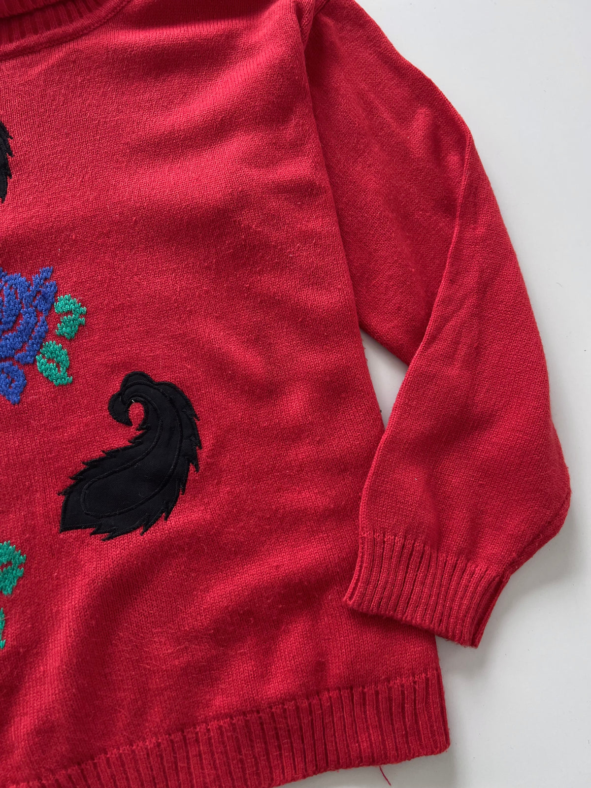 White Stag Embroidered Sweater-Bust 42