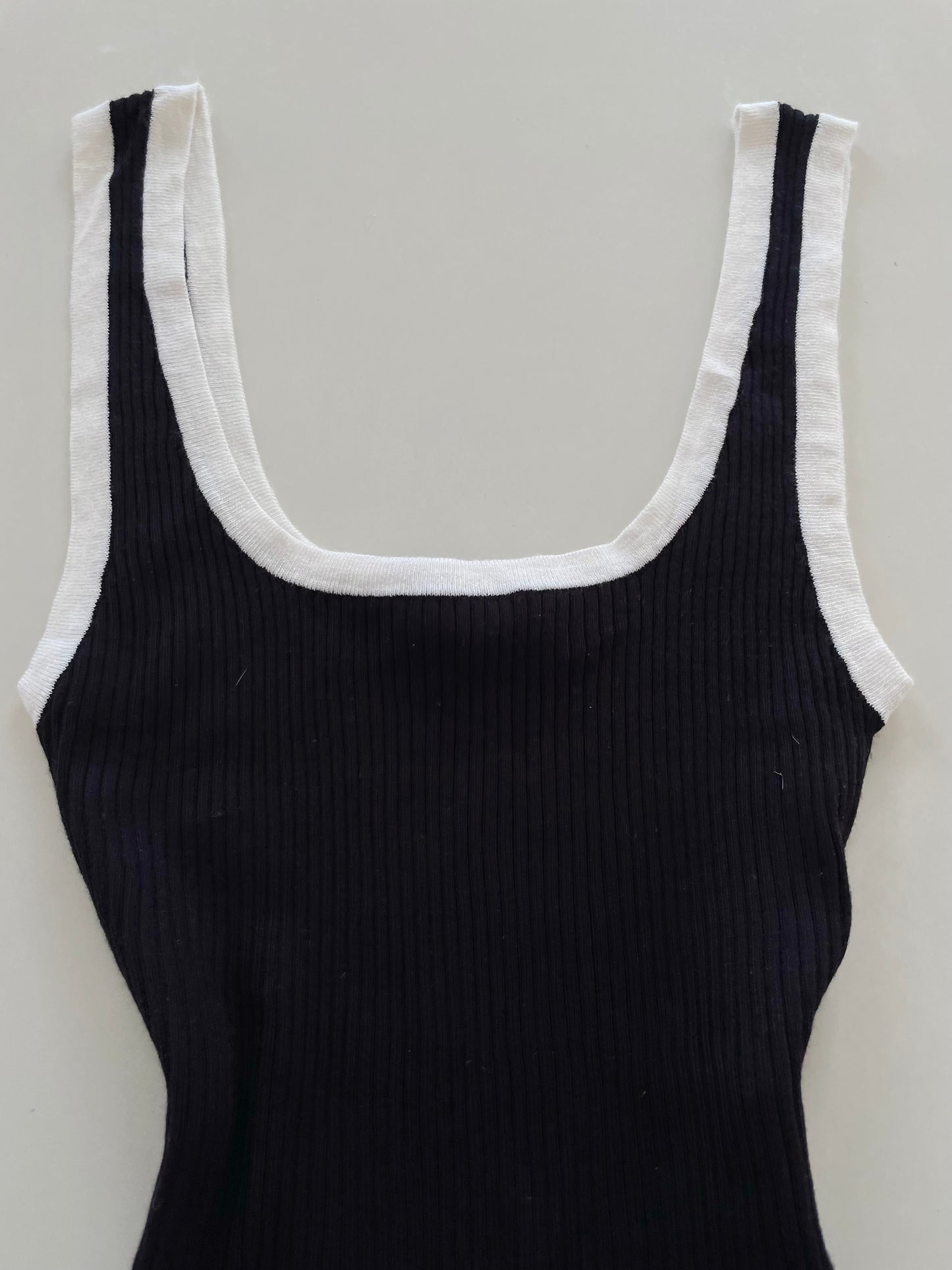 H&M Top-Bust 28 to 30